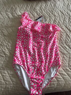 One-Shoulder Pink and White Patterned Womens one shoulder Swimsuit